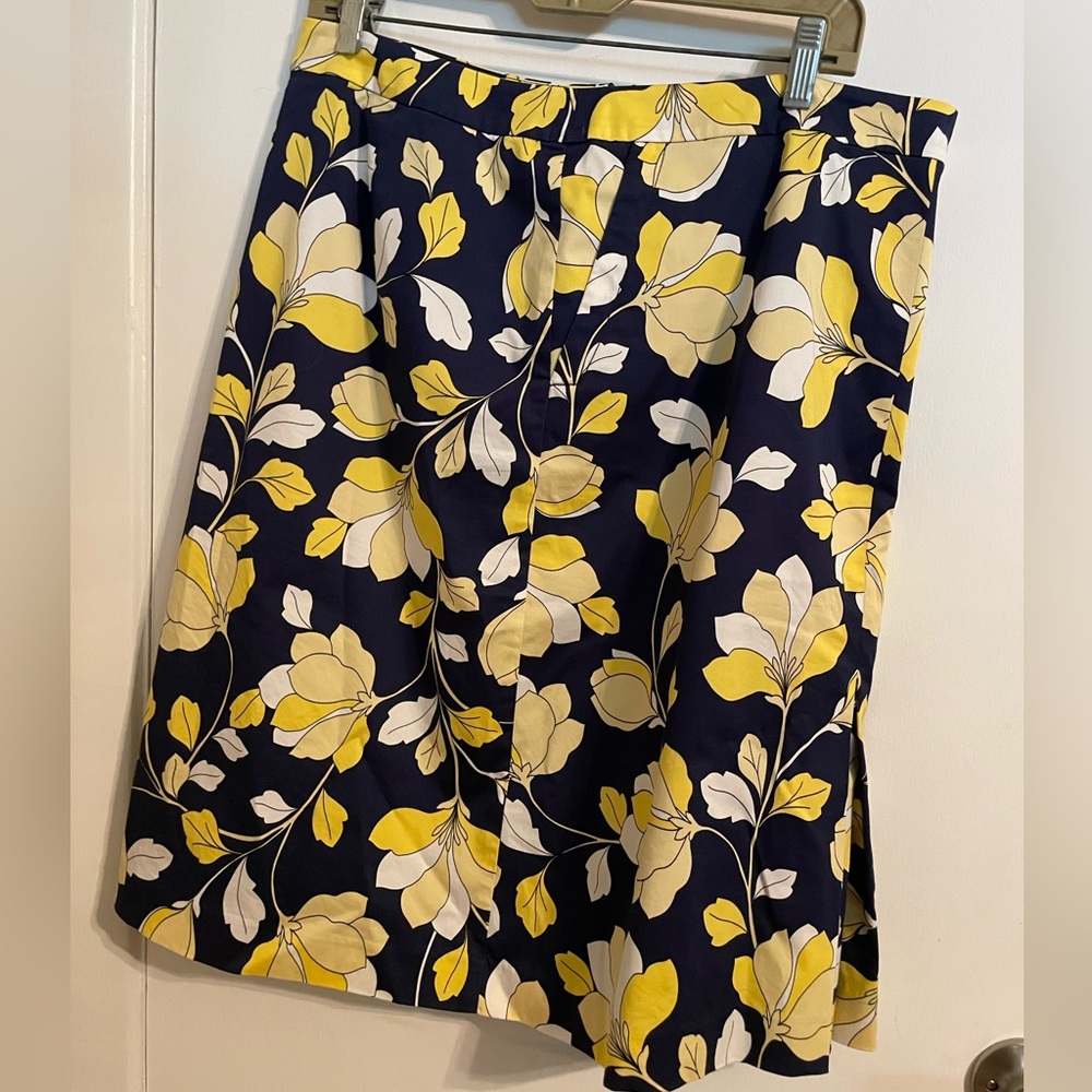 Talbots size 12 skirt. Navy and yellow floral pattern.